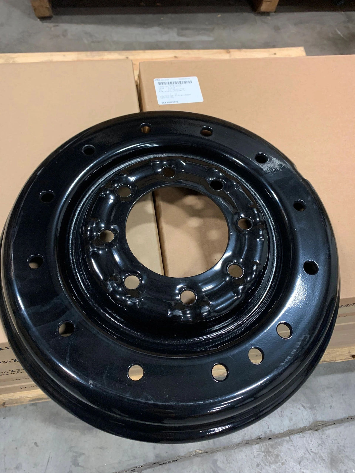 M998 OUTER WHEEL RIM 12460178, 2530-01-417-8450 NOS