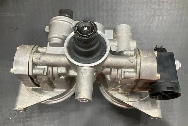 MERITOR / WABCO AIR DRIER 4324330E70, S4324330370, RWABK100, TDA/R955028, 2530-01-447-0147 NOS