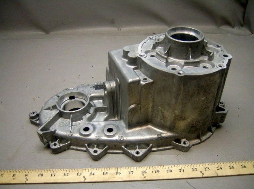 M998 A1 TRANSFER CASE HOUSING 5740503, 2520-01-206-3875 NOS