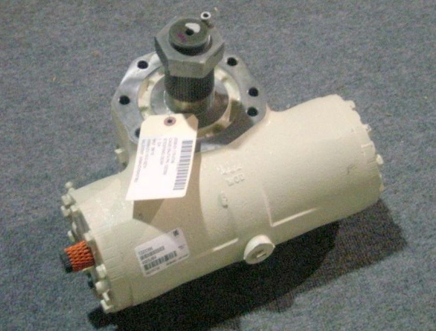 HEMTT STEERING GEAR 1323390, 492SBR4, 2530-01-170-0748 NOS