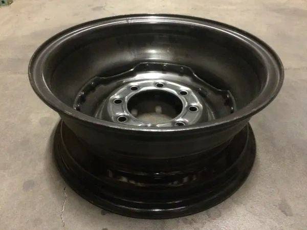 M1008 FRONT TIRE RIM 14035374 NOS