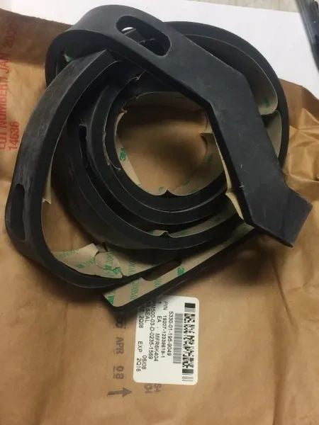 M998 CARGO SHELL L.H. SEAL 5593930, 12339619-1, 5330-01-195-9049 NOS