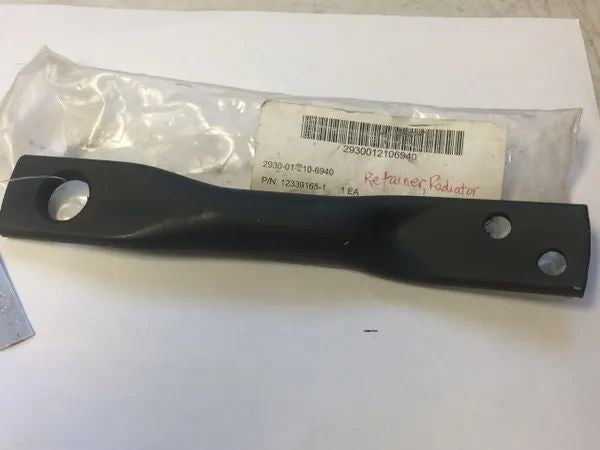 M998 RADIATOR RETAINER L.H. 12339165-1, 2930-01-210-6940 NOS
