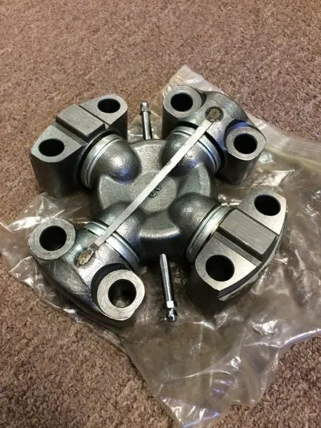 SPIDER JOINT 11640643, 4187460, 2520-00-001-3530 NOS