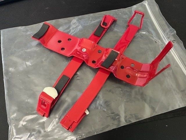 HEMTT 2.5 / 3 LB FIRE EXTINGUISHER BRACKET 1353100, 06098, 8175, 35700, 36037, 4210-01-156-8098 NOS